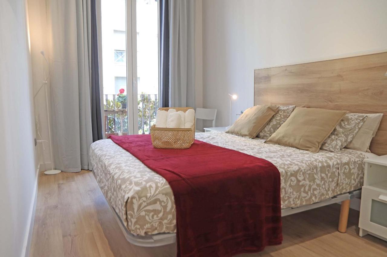 Hostal Gracia Барселона Екстер'єр фото